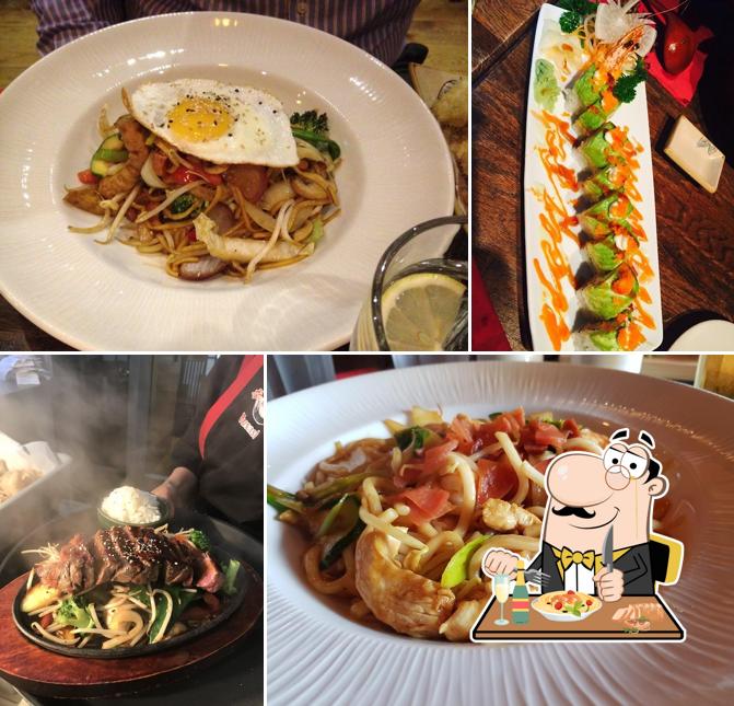 Еда в "Musashi Sandyford Noodles & Sushi Bar"