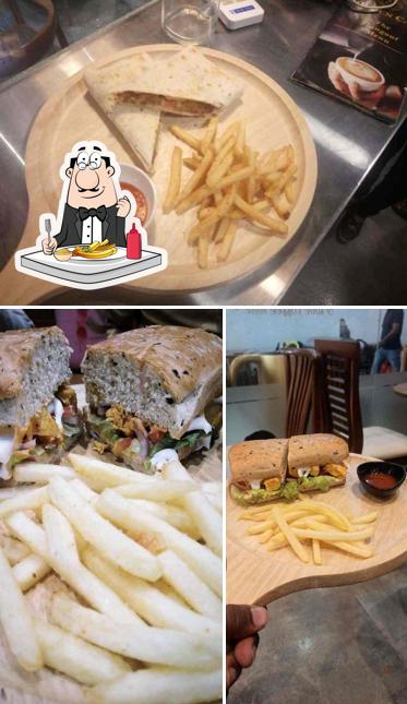 Try out finger chips at Golden Fish Seafood Restaurant