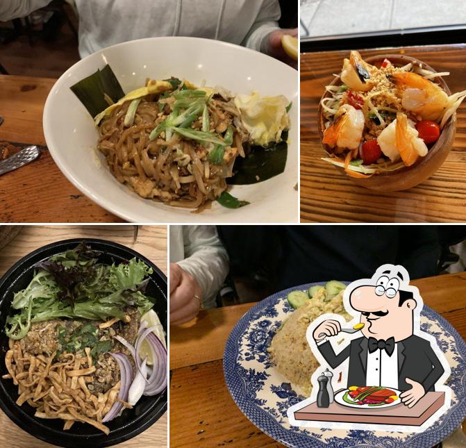 La Kang Thai Noodles Bar in Hellertown Restaurant menu and reviews