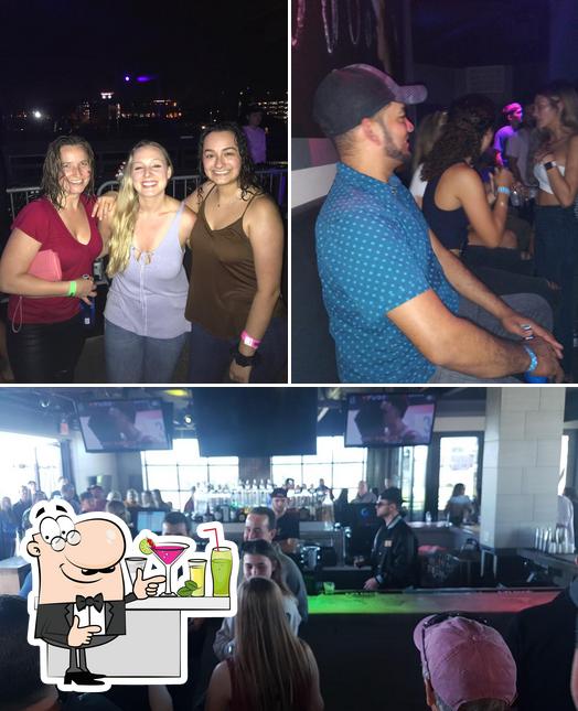 Recess at CollegeTown in Tallahassee Restaurant menu and reviews