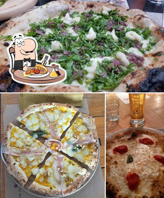 Prenditi una pizza a Ristorante Pizzeria Lazzarella DOP nuova gestione