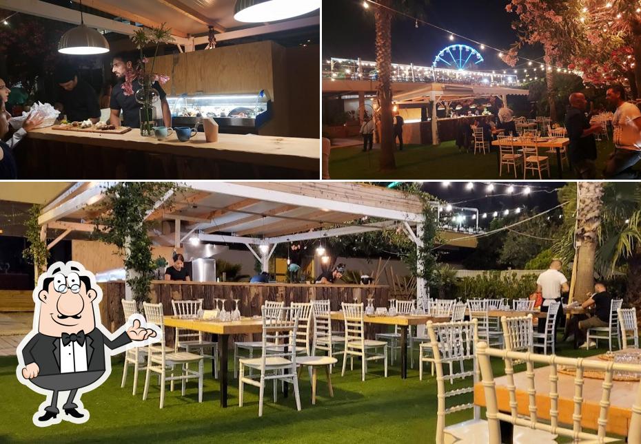 Siediti a un tavolo di Moony - Ristorante con Salotto