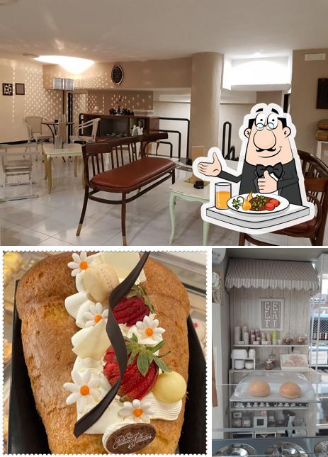 La cibo e interni del ristorante