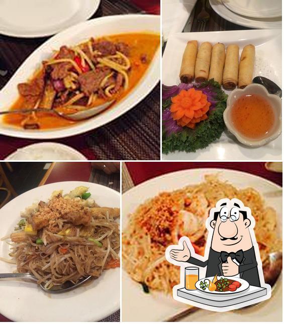 Thai Basil in Boston Restaurant menu and reviews