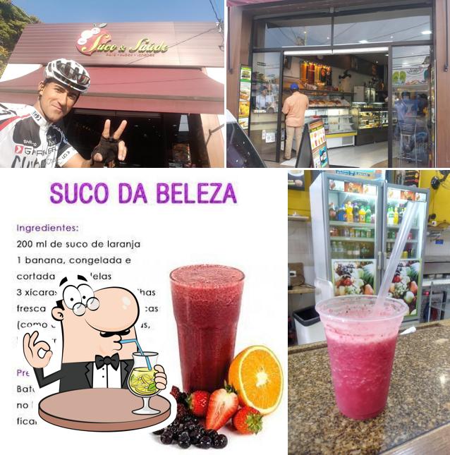 Esta é a imagem mostrando bebida e exterior no Suco & Sabor