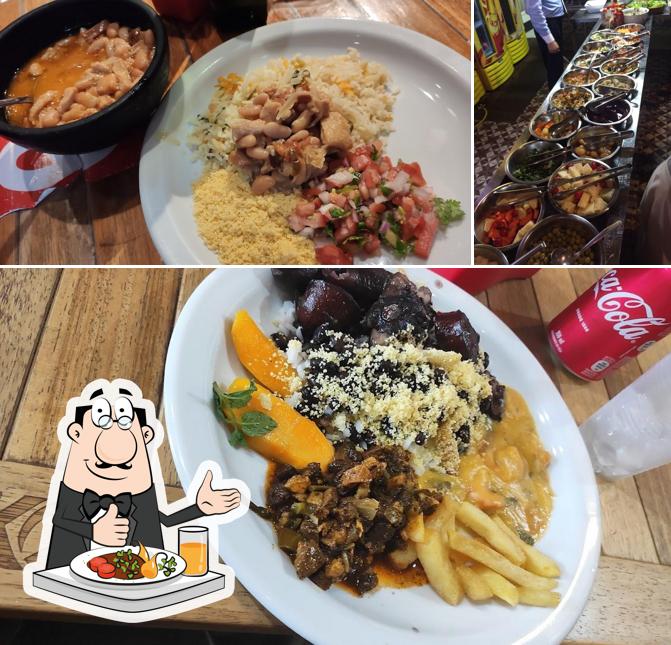 Platos en Teatro Mamulengo