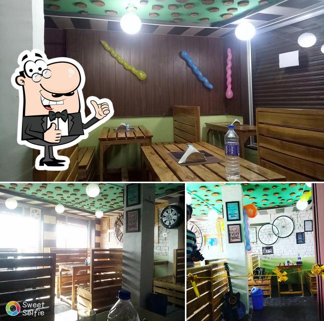 Here's a pic of Cafe 360