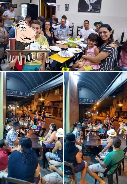 Veja imagens do interior do Esquina Santa Rita