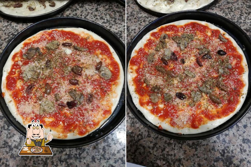 Scegli una pizza a Panineria ,Rosticceria ,da Mya