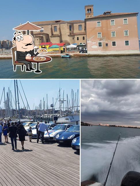 Guarda gli esterni di Porto Turistico San Felice