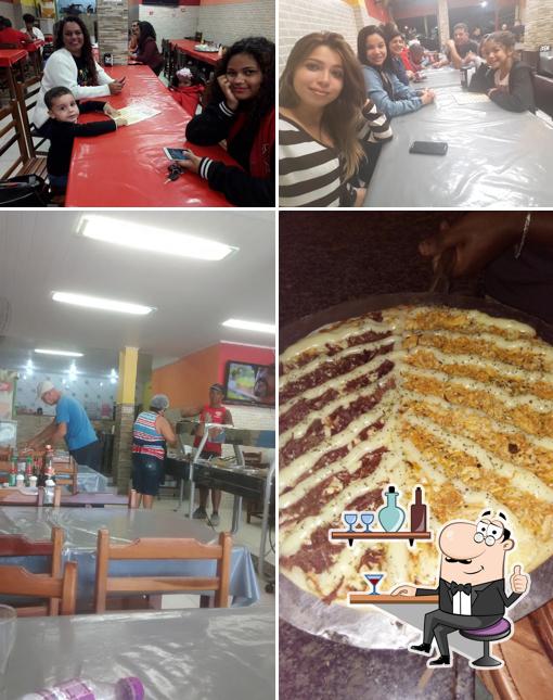 Veja imagens do interior do Pizzaria Torres