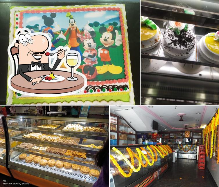 Food at Balaji BakeryI