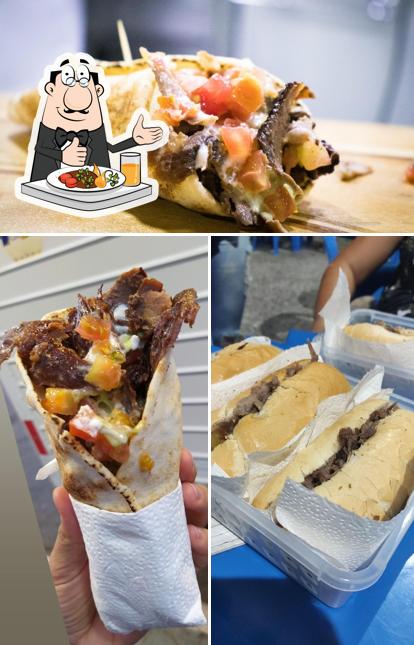 Comida em Gyros Churrasco Grego
