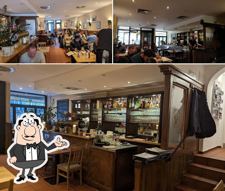 Installez-vous à l'une des tables de Andy's Krablergarten