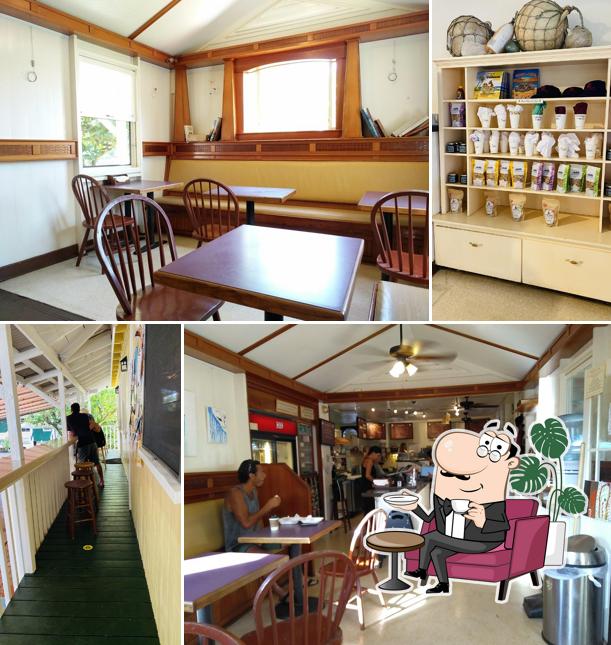Kilauea Bakery & Pizzeria in Kilauea Restaurant menu and reviews