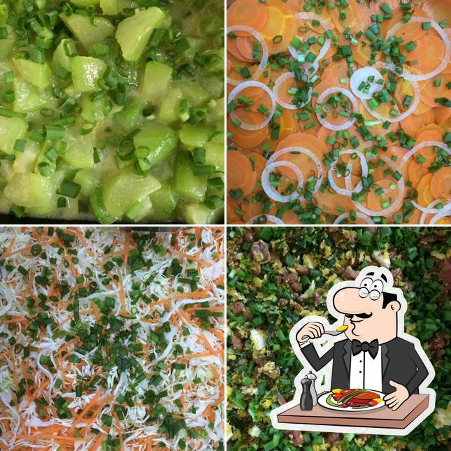 Comida em Restaurante Bem Mineiro