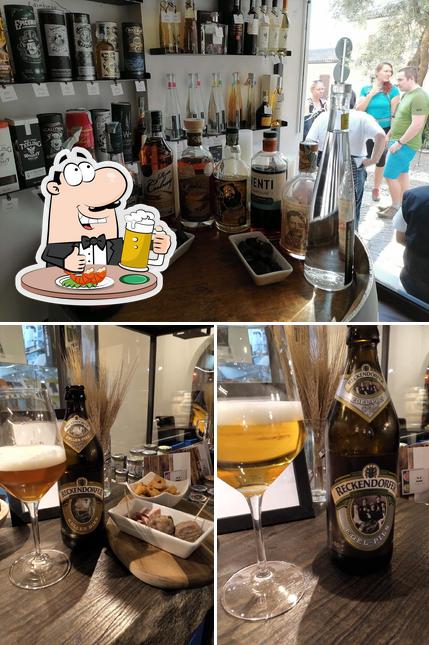 Puoi goderti un rinfrescante bicchiere di birra chiara o scura