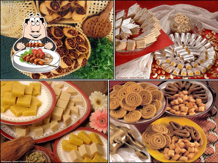 Food at Chitale Sweet Home