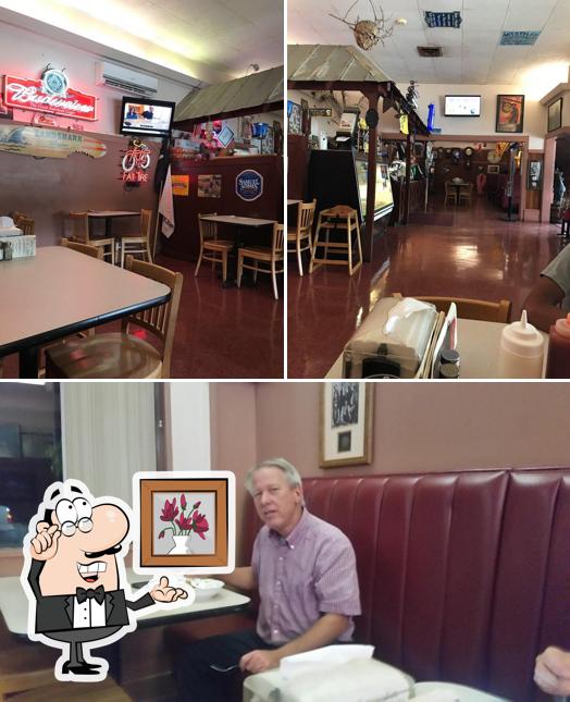 Cross Roads Grill in Laurinburg Restaurant menu and reviews