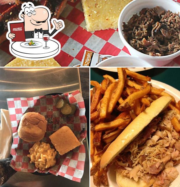 Backyard BBQ, 1805 6th St in Brookings Restaurant menu and reviews