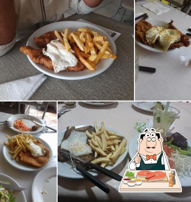 Peixe e fritas em El Chuletton Restaurante e Pizzaria