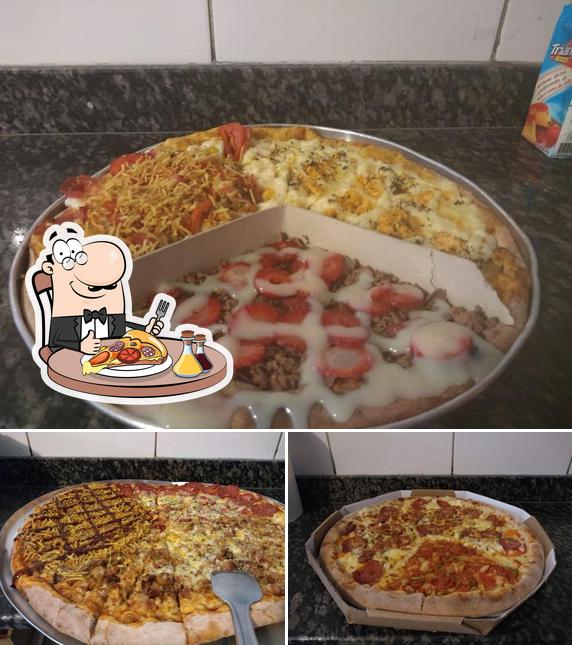 No Pizzaria Avenida - Forno a Lenha, você pode pedir pizza