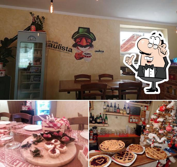 Siediti a un tavolo di Trattoria Bar San Martino