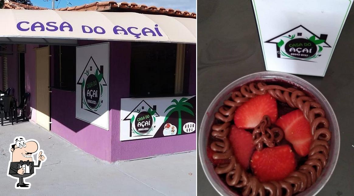 See this picture of Casa do Açaí