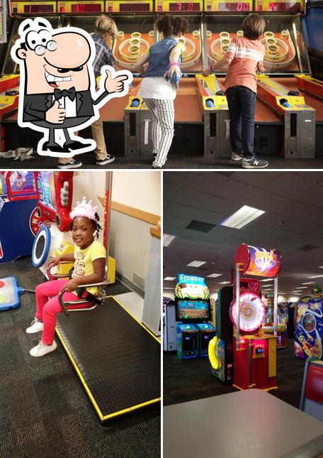 Chuck E. Cheese in Columbus - Restaurant menu and reviews