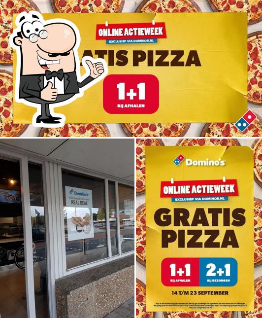 Regarder la photo de Domino's Pizza