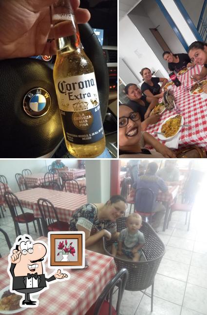 A foto do O caseirinho da Tuiuti’s interior e cerveja