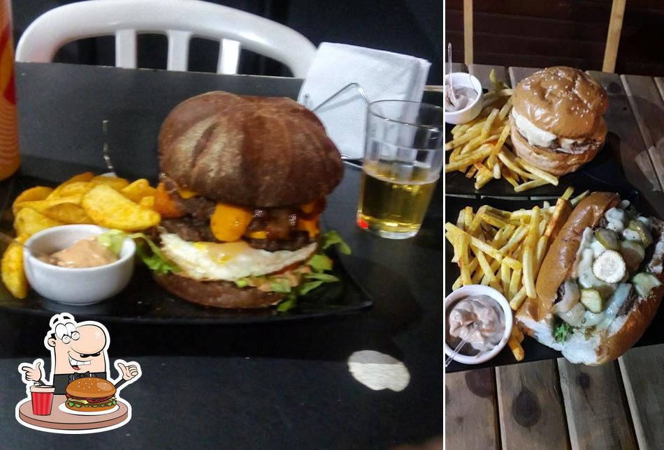 Peça um hambúrguer no Volks Burger