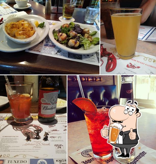 Makris Lobster & Steak House in Concord Restaurant menu and reviews