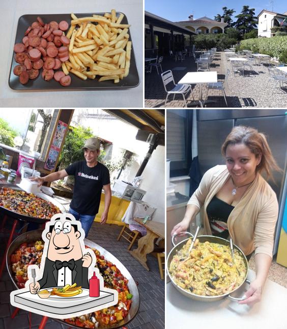 Ordina un piatto di chips a Pizzeria La Regina