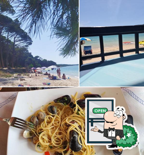 La foto della esterno e cibo di Risto Bar Spaghetteria Mugoni