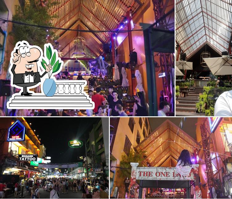 Khao San Road Bangkok Thailand April Stock Photo 2153538567 | Shutterstock
