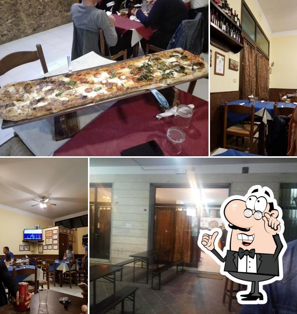 Dai un'occhiata agli interni di Pizzeria Fausto IX