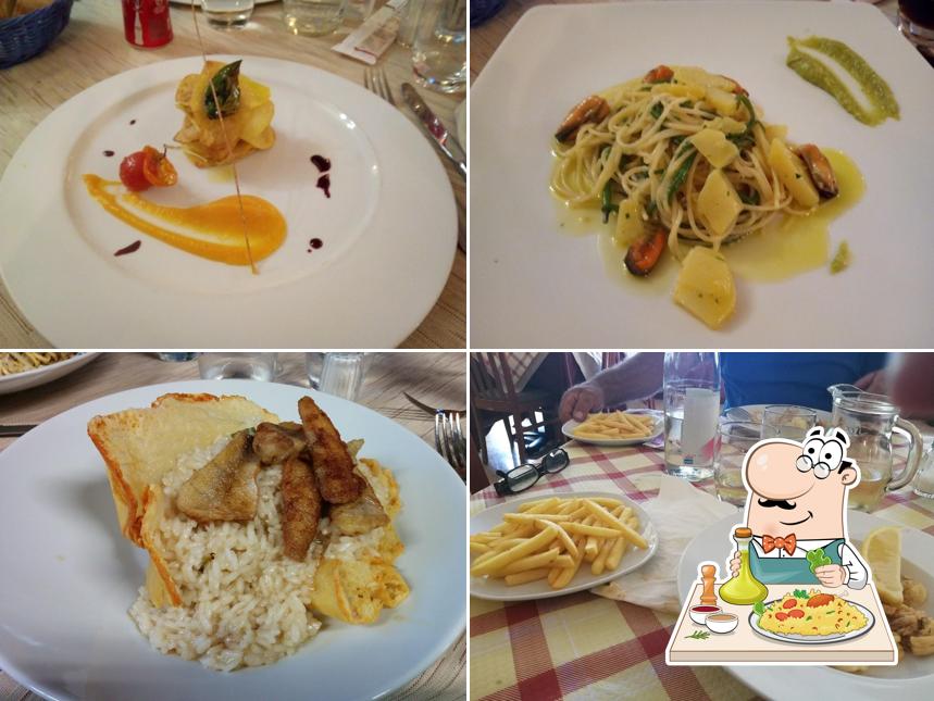 Cibo al Ristorante pizzeria La Villa dei Pini
