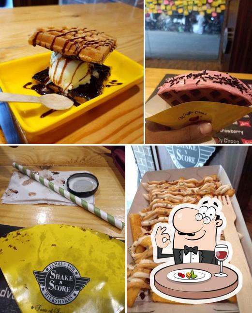 Meals at Shake N Score