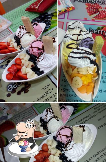 Don’t forget to try out a dessert at Fruitilicious