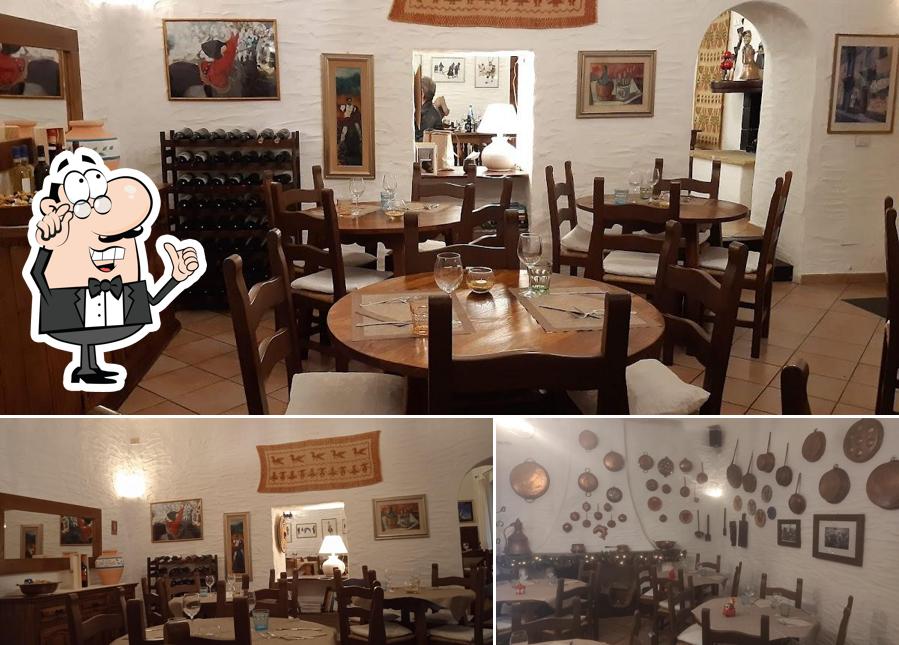 Dai un'occhiata agli interni di Trattoria Il Gambero