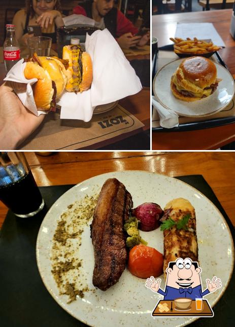 A comida e bebida do restaurante