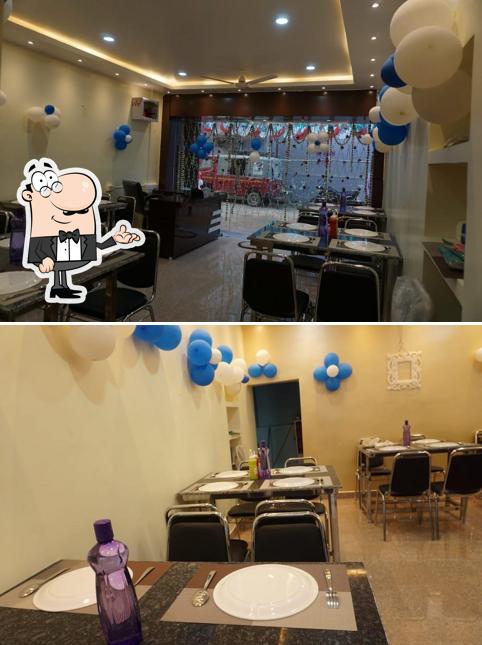 M R PLACE RESTAURANT ( HOTEL )