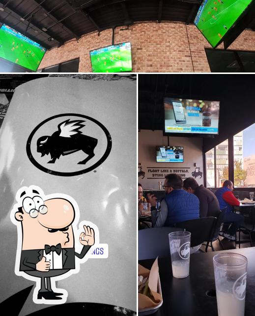 Buffalo Wild Wings fast food, Monterrey, Av. Eugenio Garza Sada Sur 602