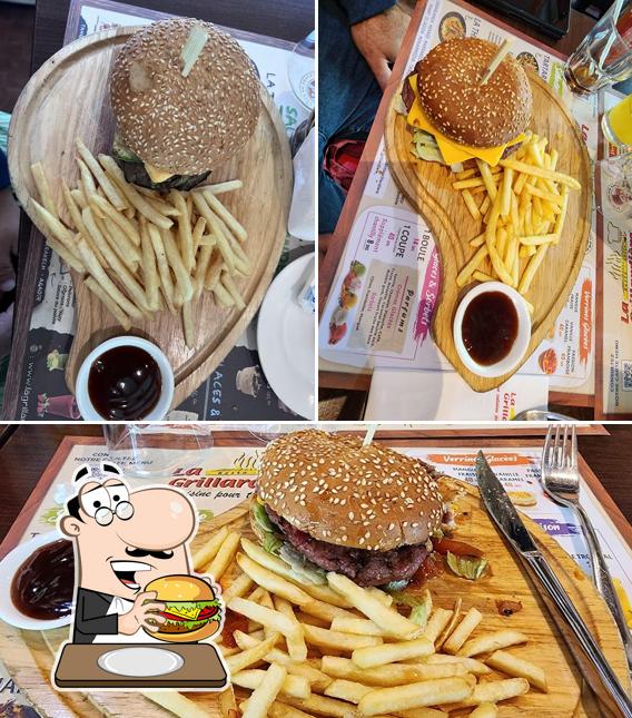 Faites-vous plaisir avec un hamburger à La grillardière Meknes