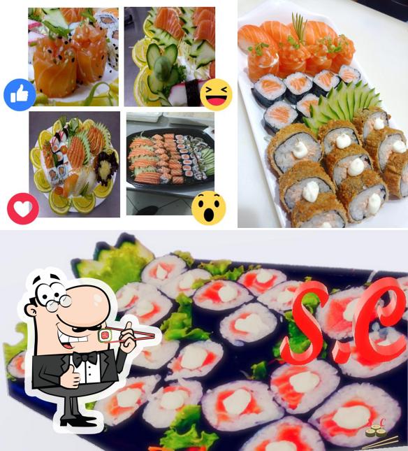 Peça diferentes opções de sushi