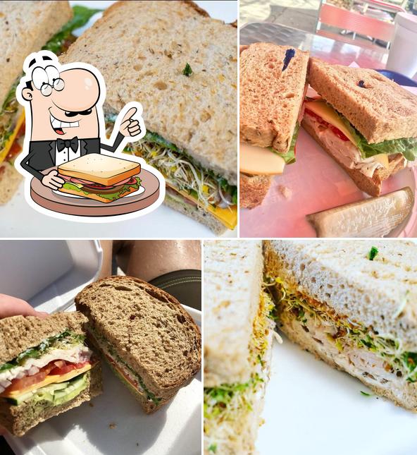 Lonni's Sandwiches Etc, 429 Central Ave in Saint Petersburg Restaurant menu and reviews