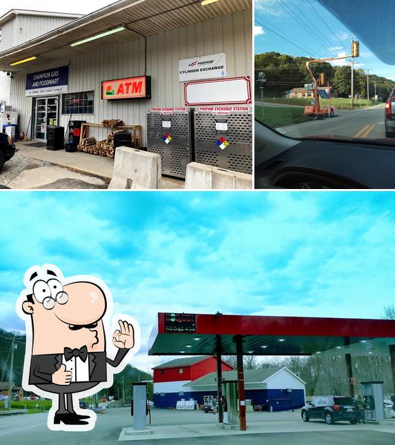 Champion Food & Fuel in Champion