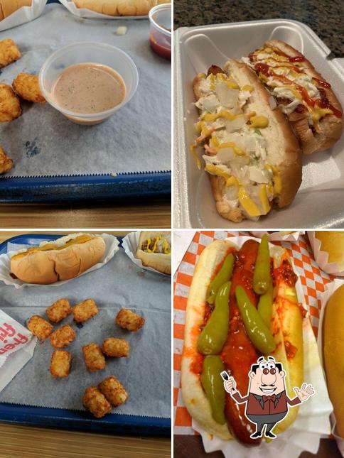 Hot Dog Diner & Burger Co., 5494 Pearl Rd in Parma Restaurant menu