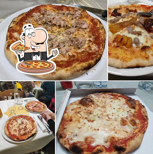 Scegli una pizza a Pizzeria Roma Di Rinaldo Caiafa